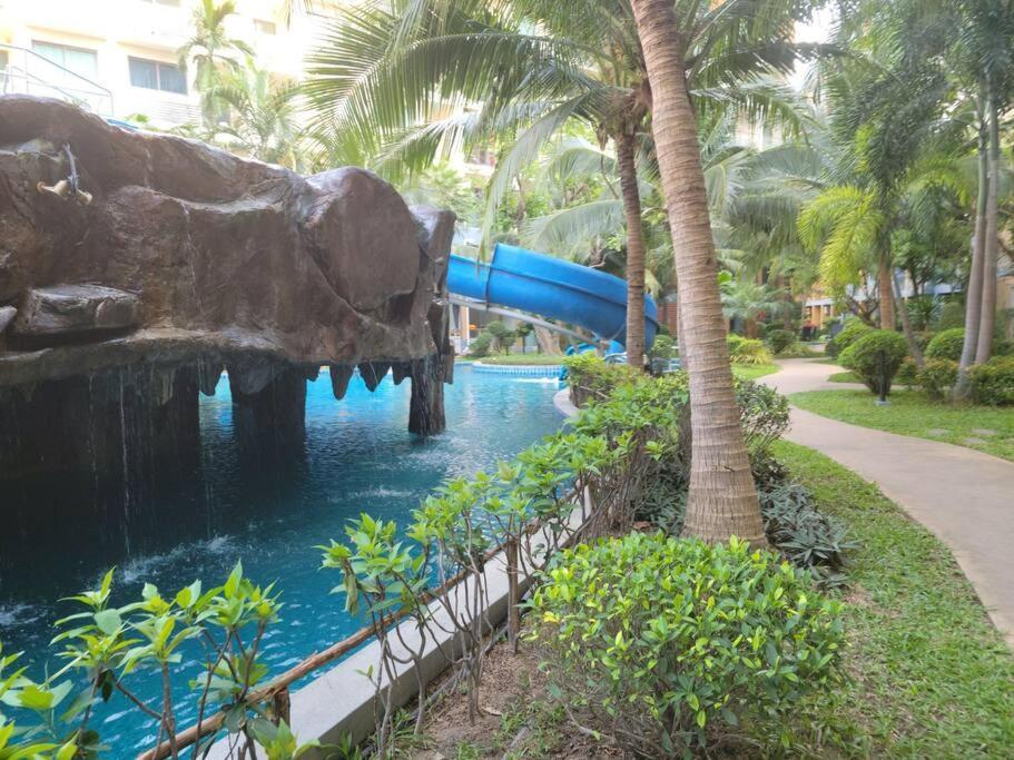Laguna Beach Resort 2-Have Tub Loft Room Jomtien Exterior foto